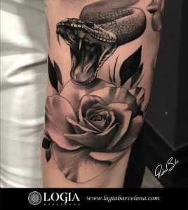 tatuaje-brazo-serpiente-barcelona-ridnel 